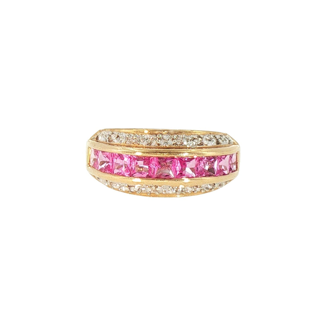 Anillo con Zafiros Rosas y Diamantes en Oro Amarillo 14K