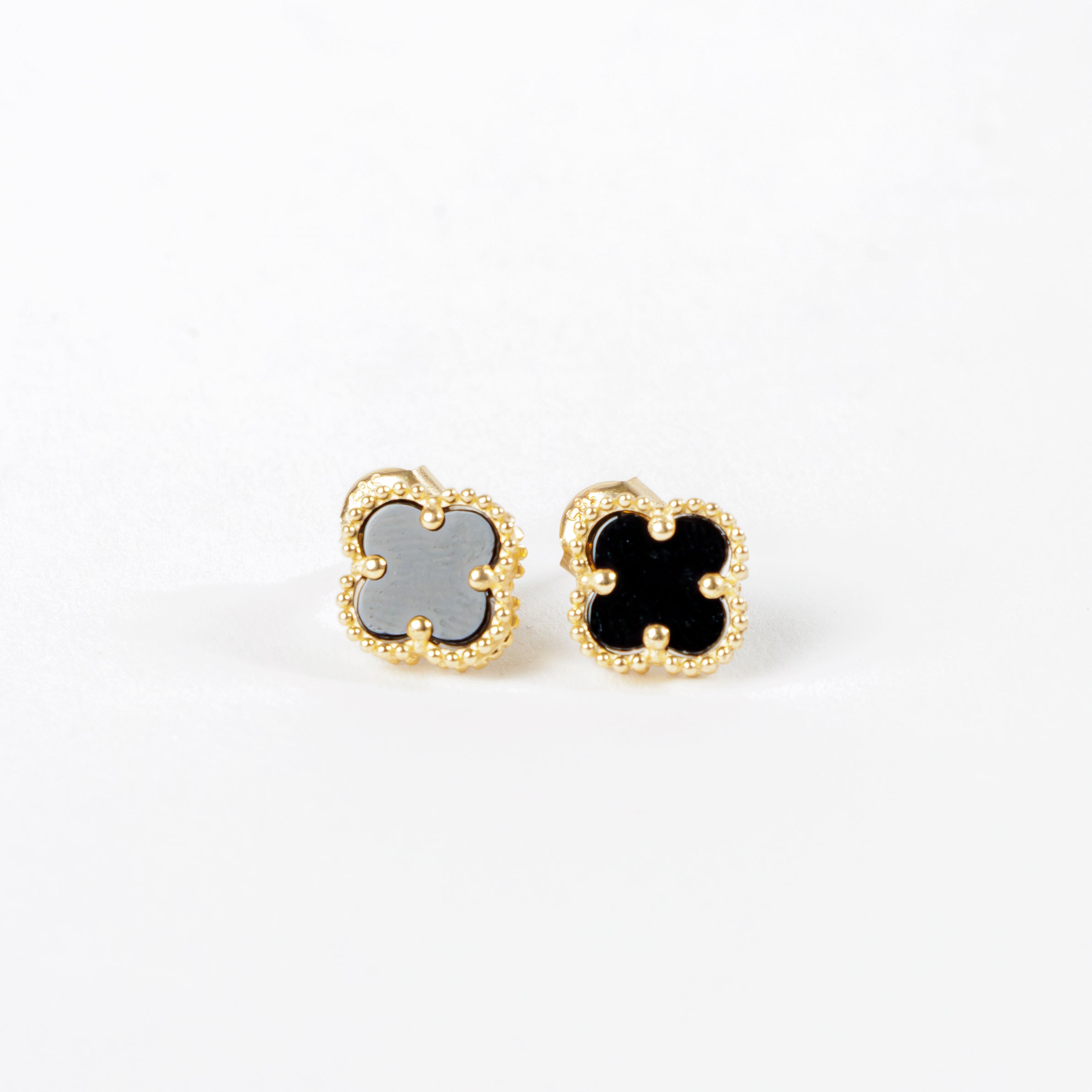 Aretes de Oro Tipo Van Cleef de 14K