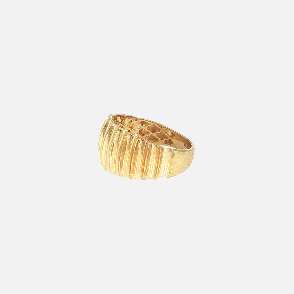 Anillo Relimado en Oro de 14K