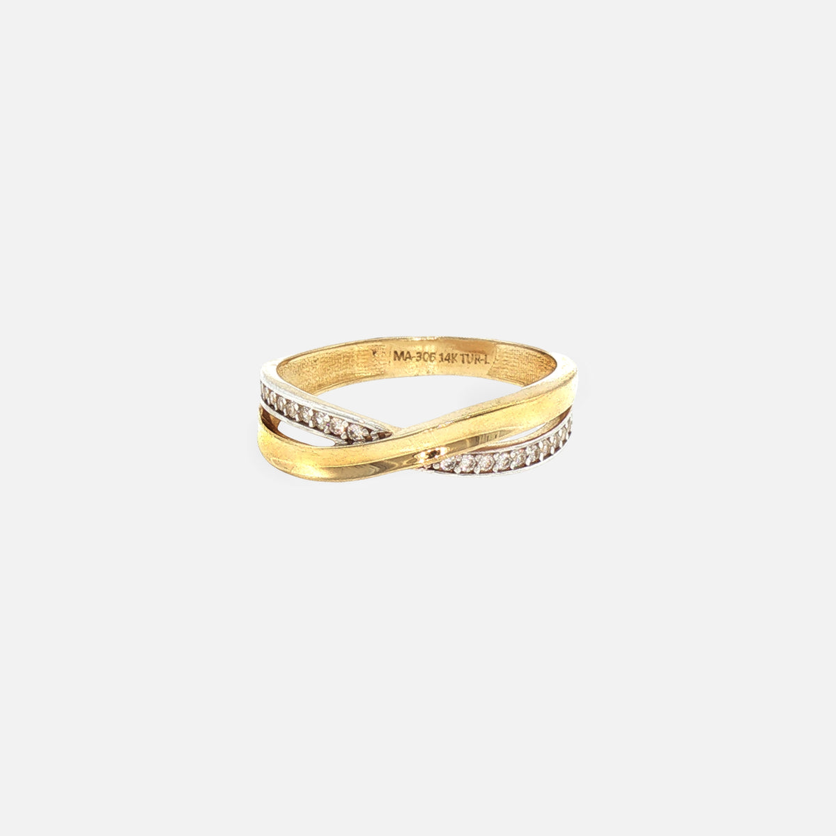Anillo Enlazado con Piedra en Oro de 14K