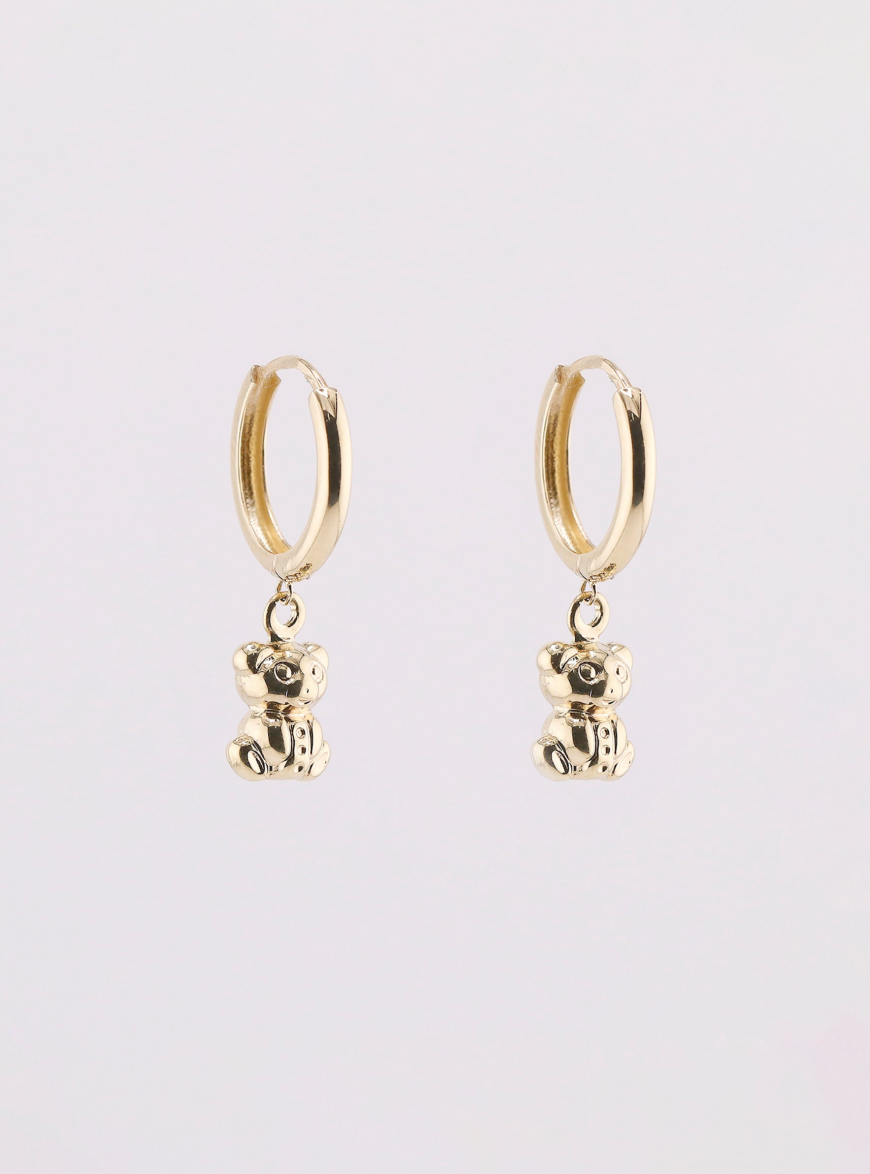 Aretes de Oro Huggies de Osito Colgante de 14K