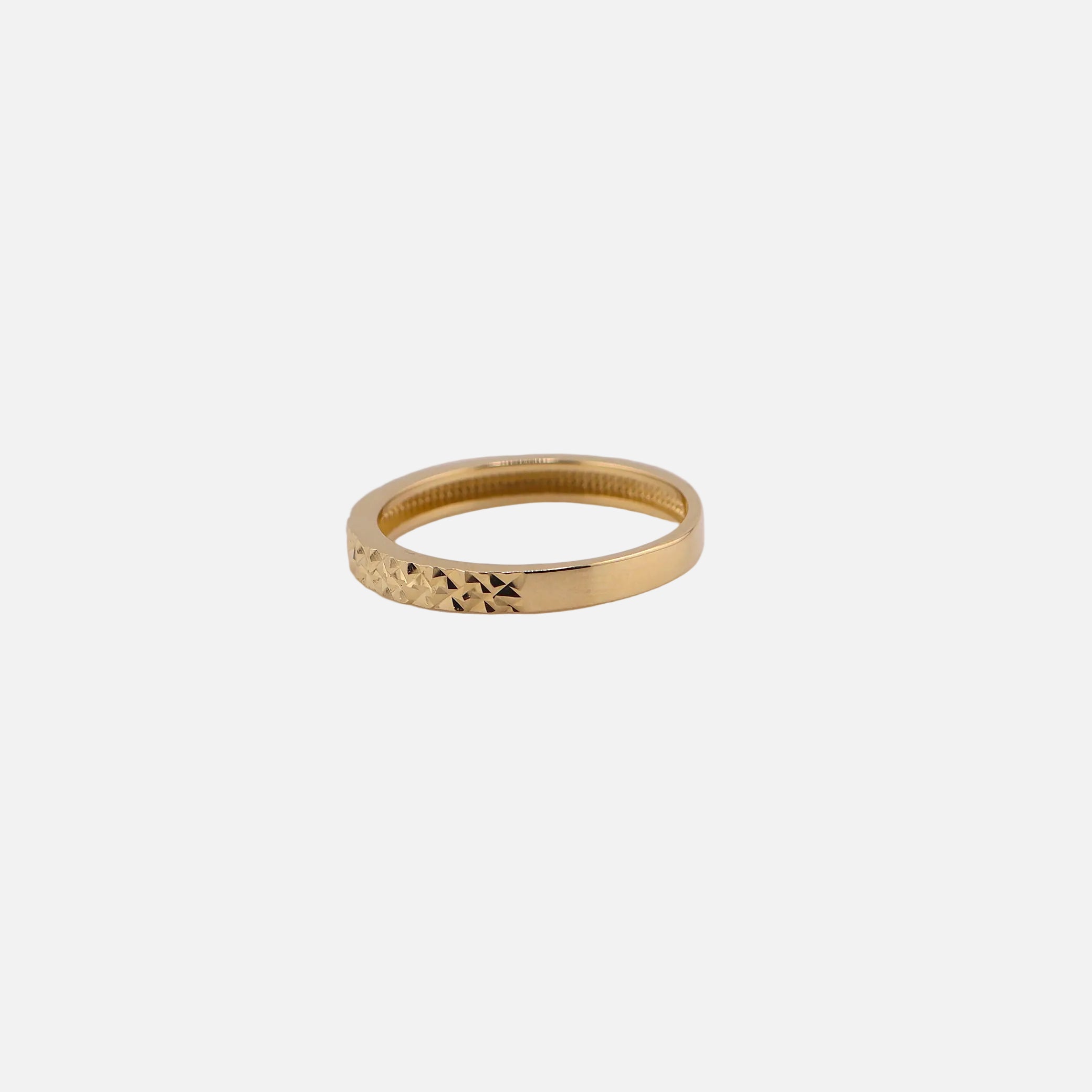 Anillo Facetado en Oro de 14K