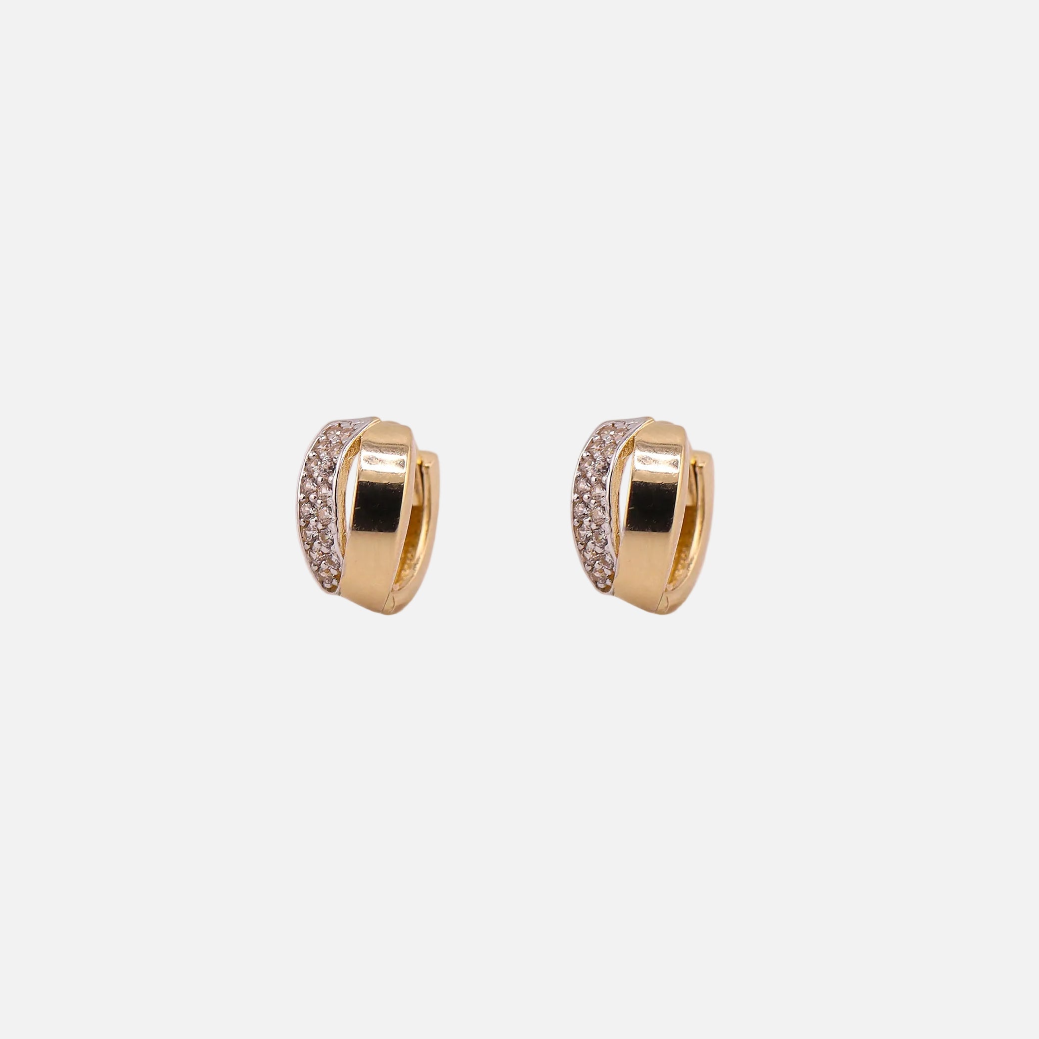 Aretes Huggies Doble Línea con Piedra en Oro de 14K