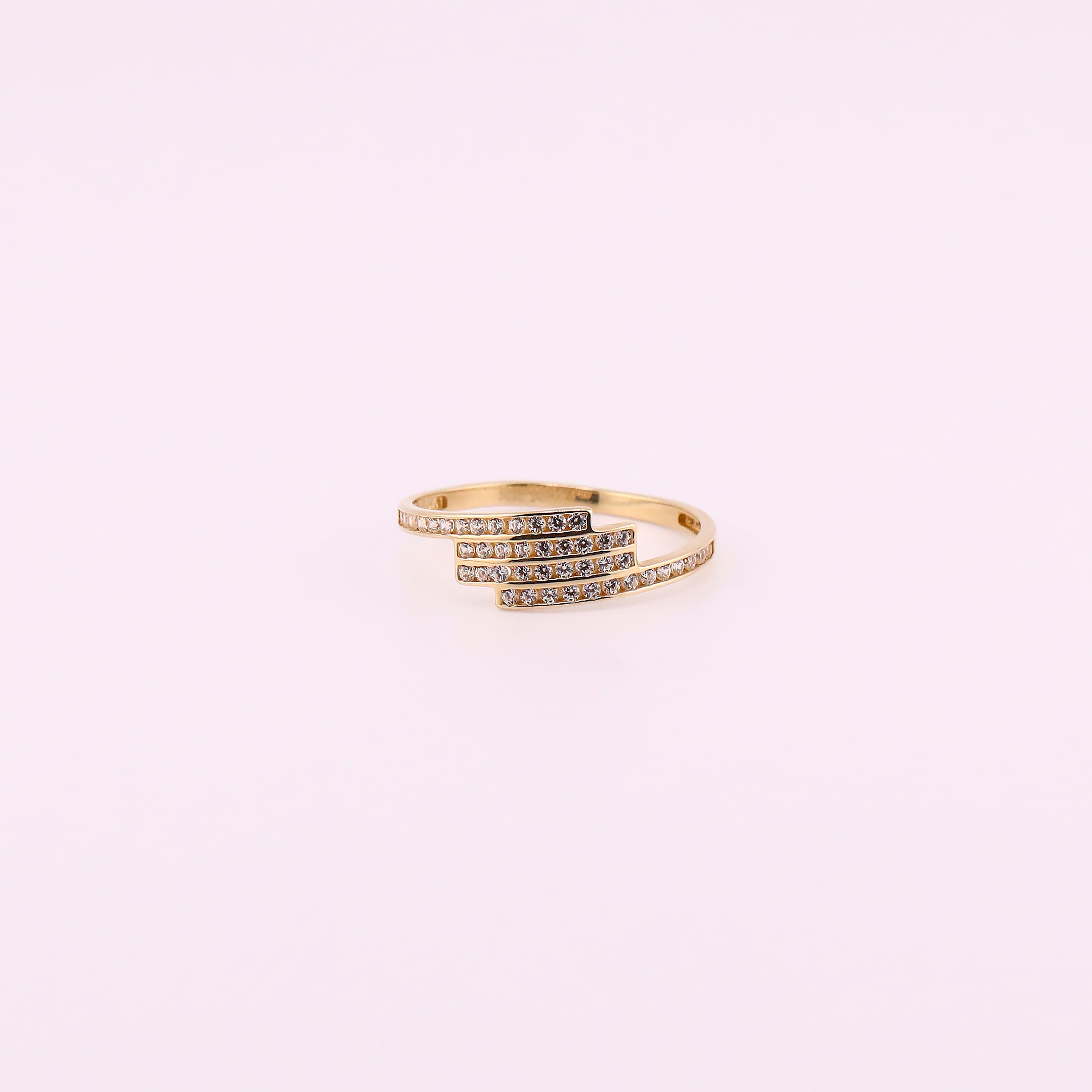Anillo Olas con Piedras Blancas en Oro de 14K