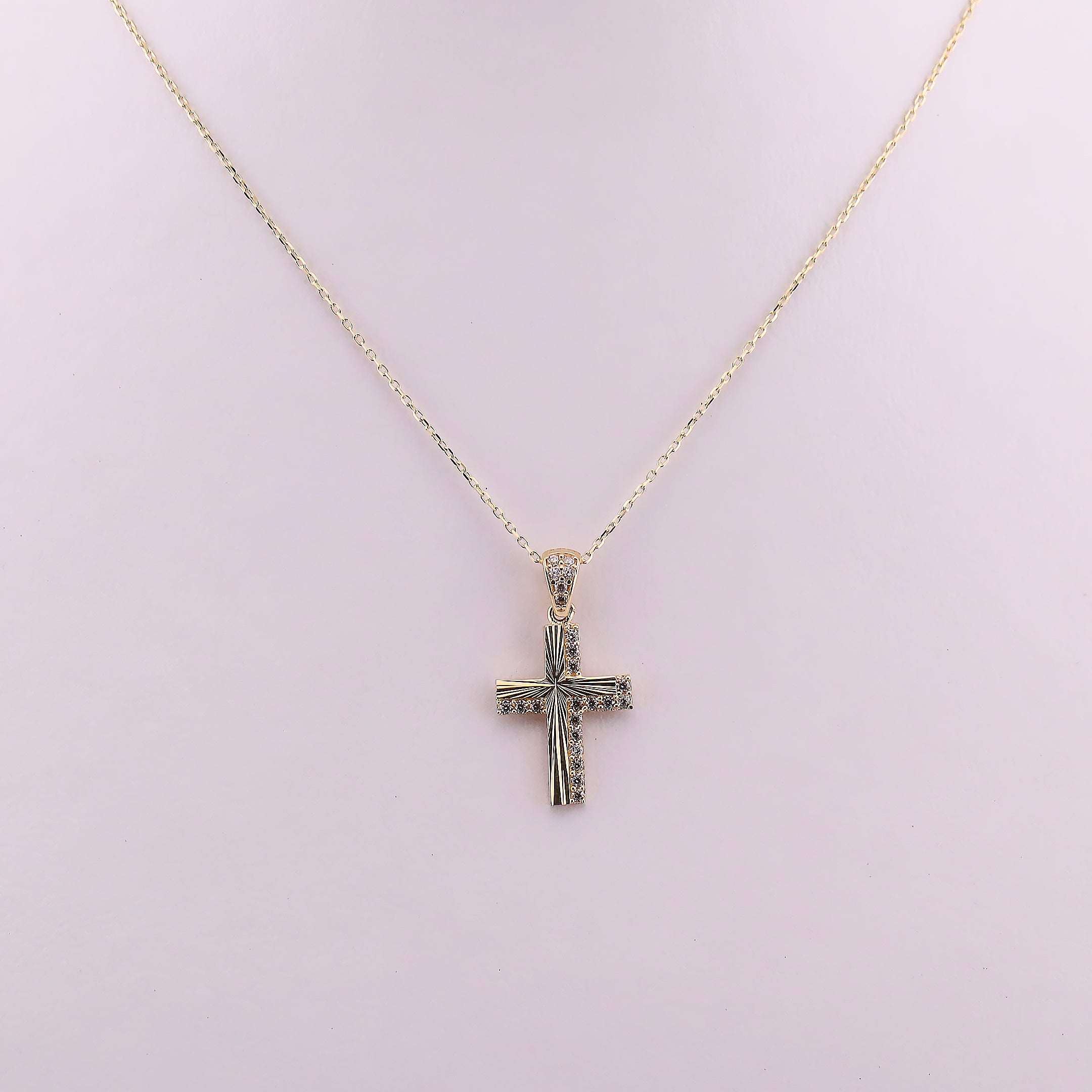 Gargantilla con Dije Cruz en Oro de 14K
