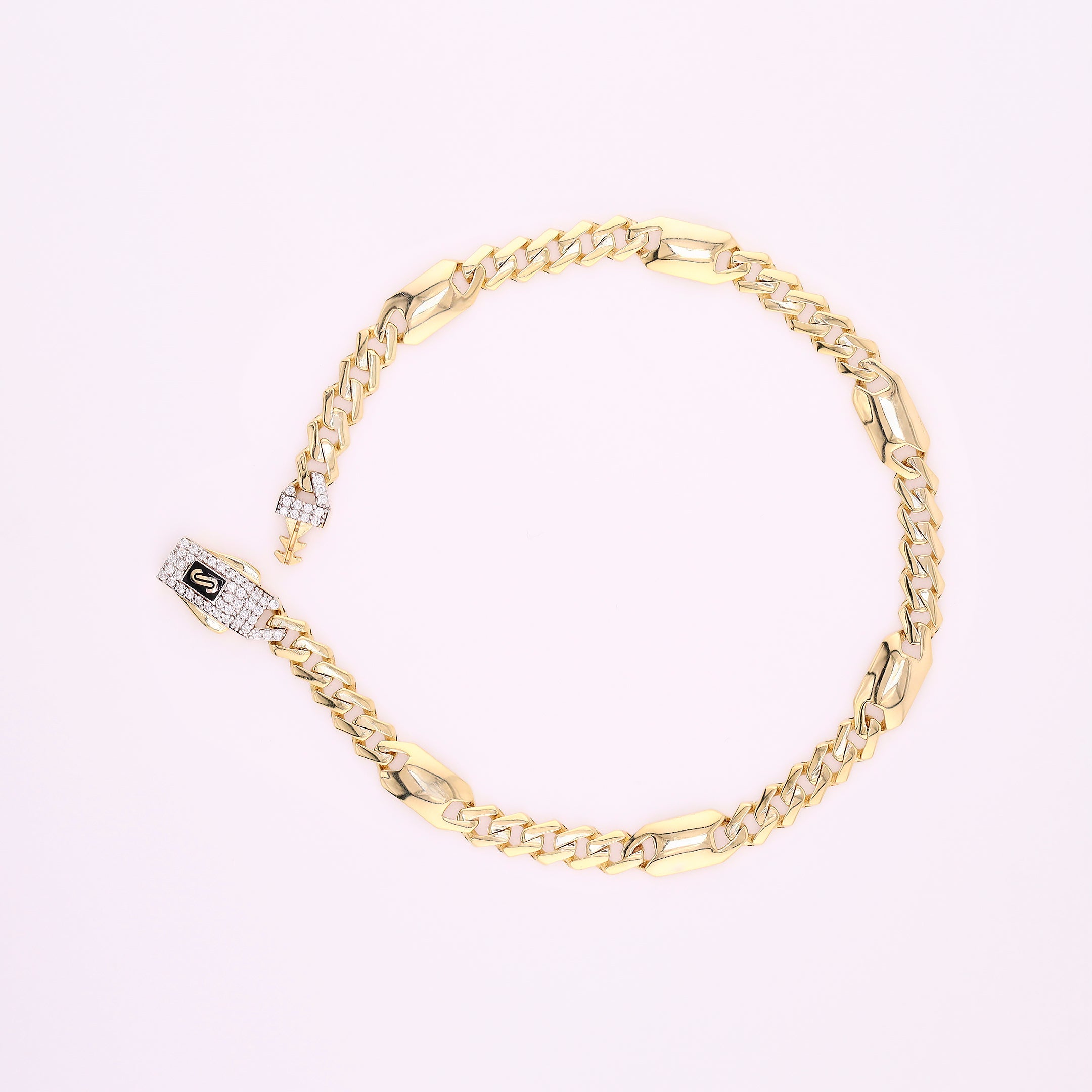 Pulso Monaco Chain con Placas en Oro de 14K