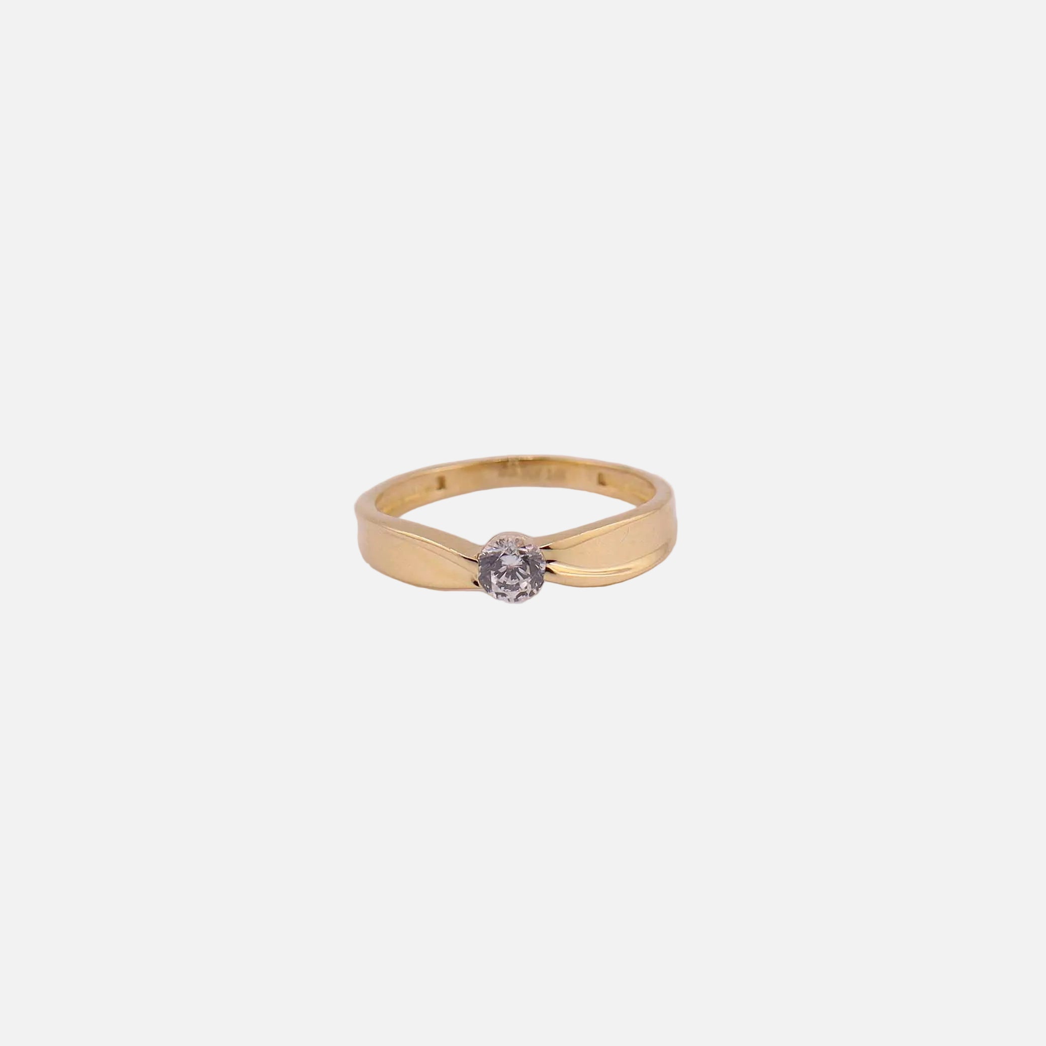 Anillo Solitario en Oro de 14K