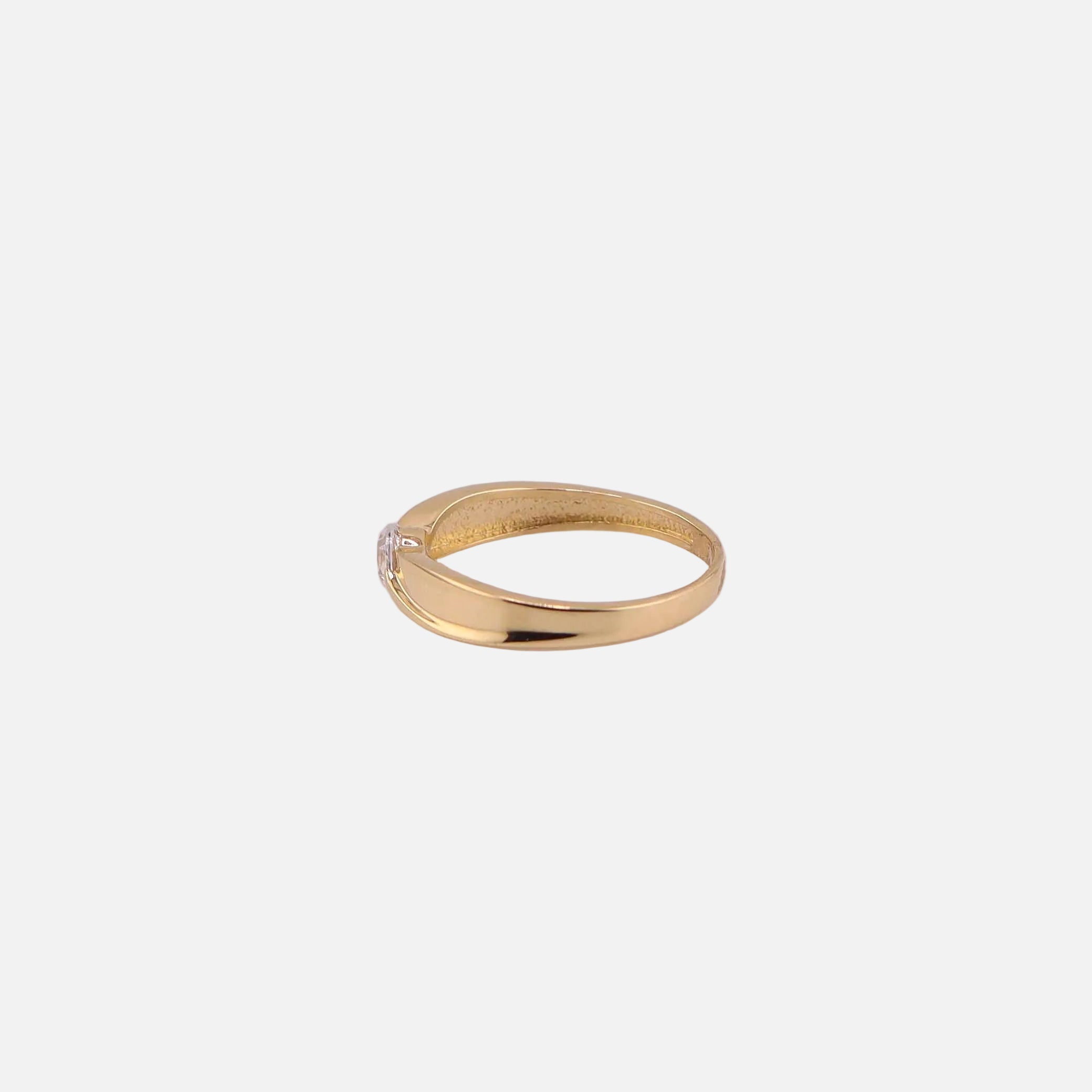 Anillo Solitario en Oro de 14K