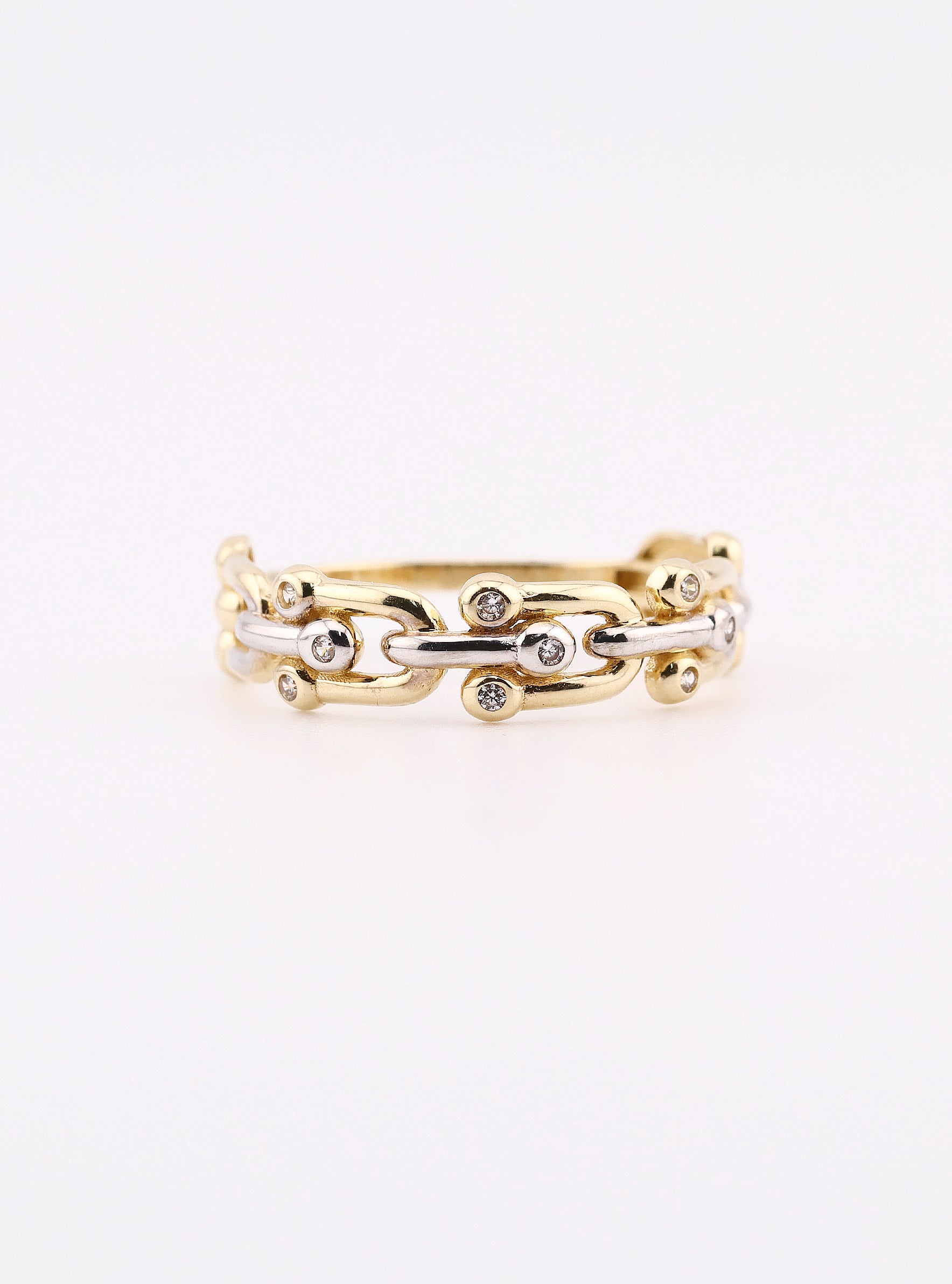 Anillo Enlazado en Oro de 14K