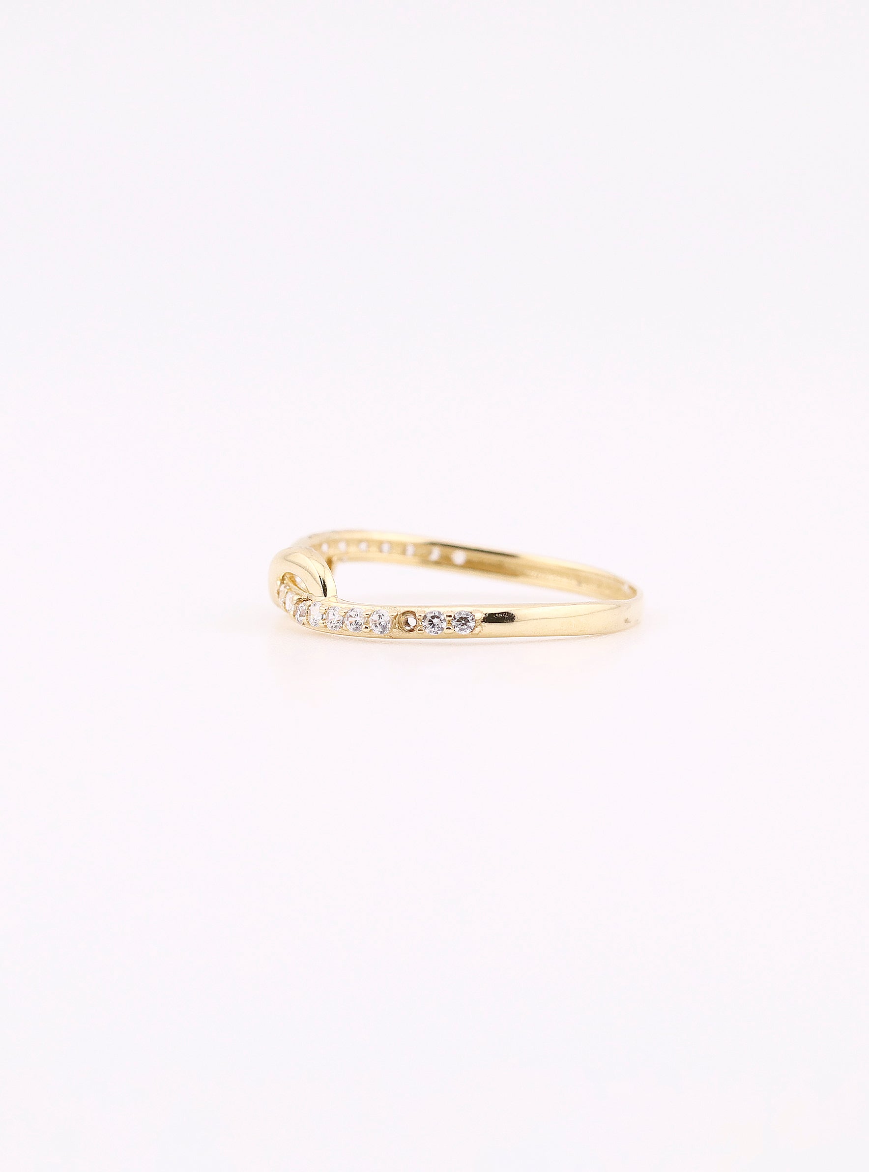 Anillo de Oro Infinito con Piedras Blancas de 14K