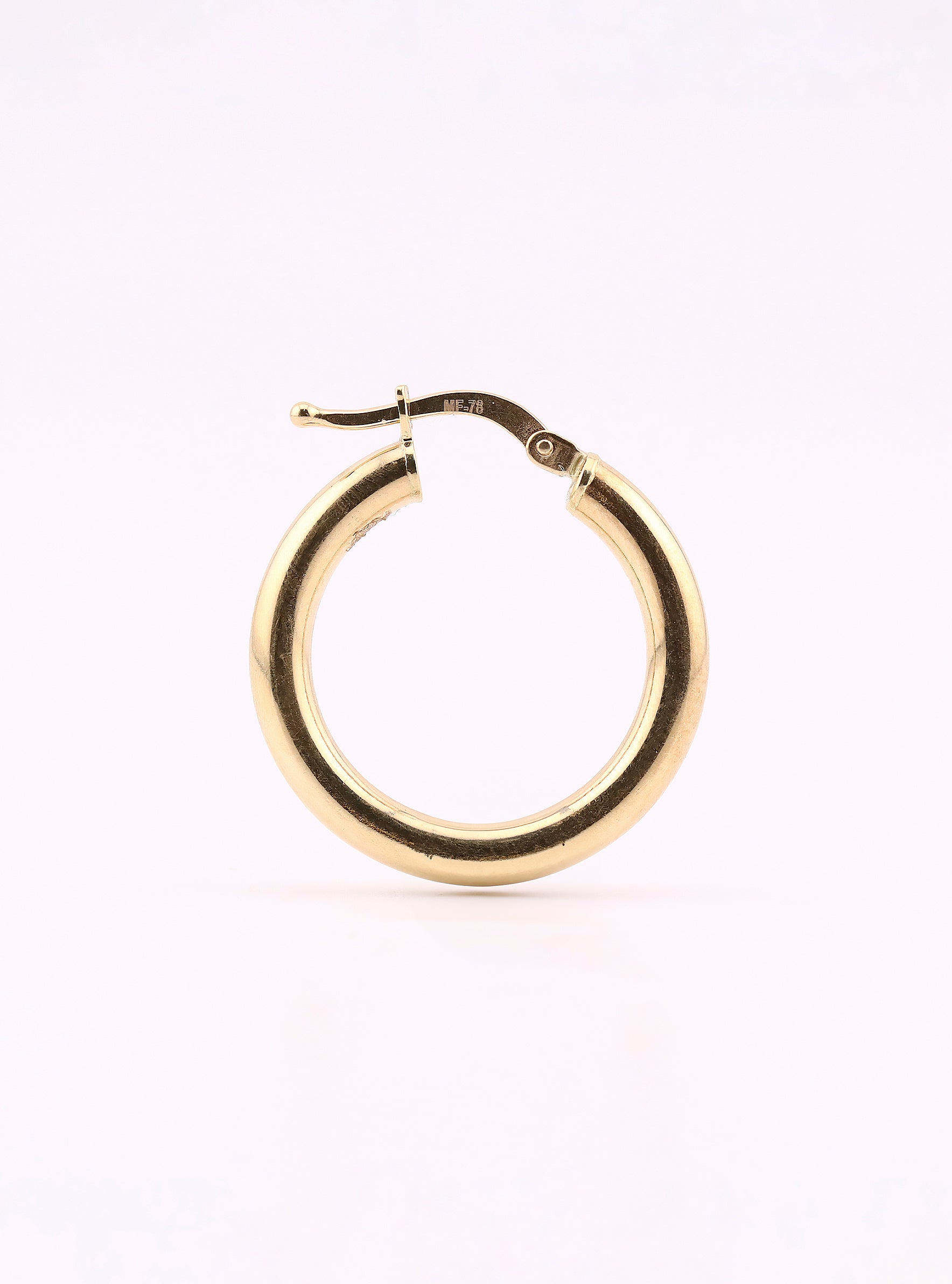 Arracadas de Oro Lisas Tubo de 14K