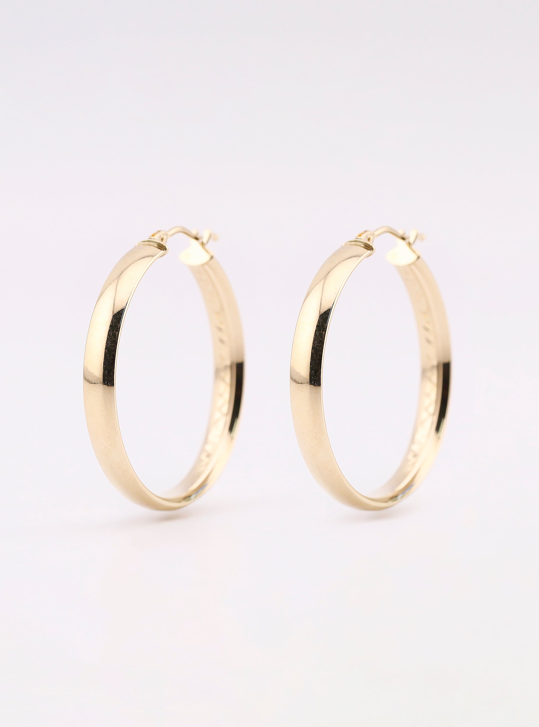 Arracadas de Oro Lisas de 14K