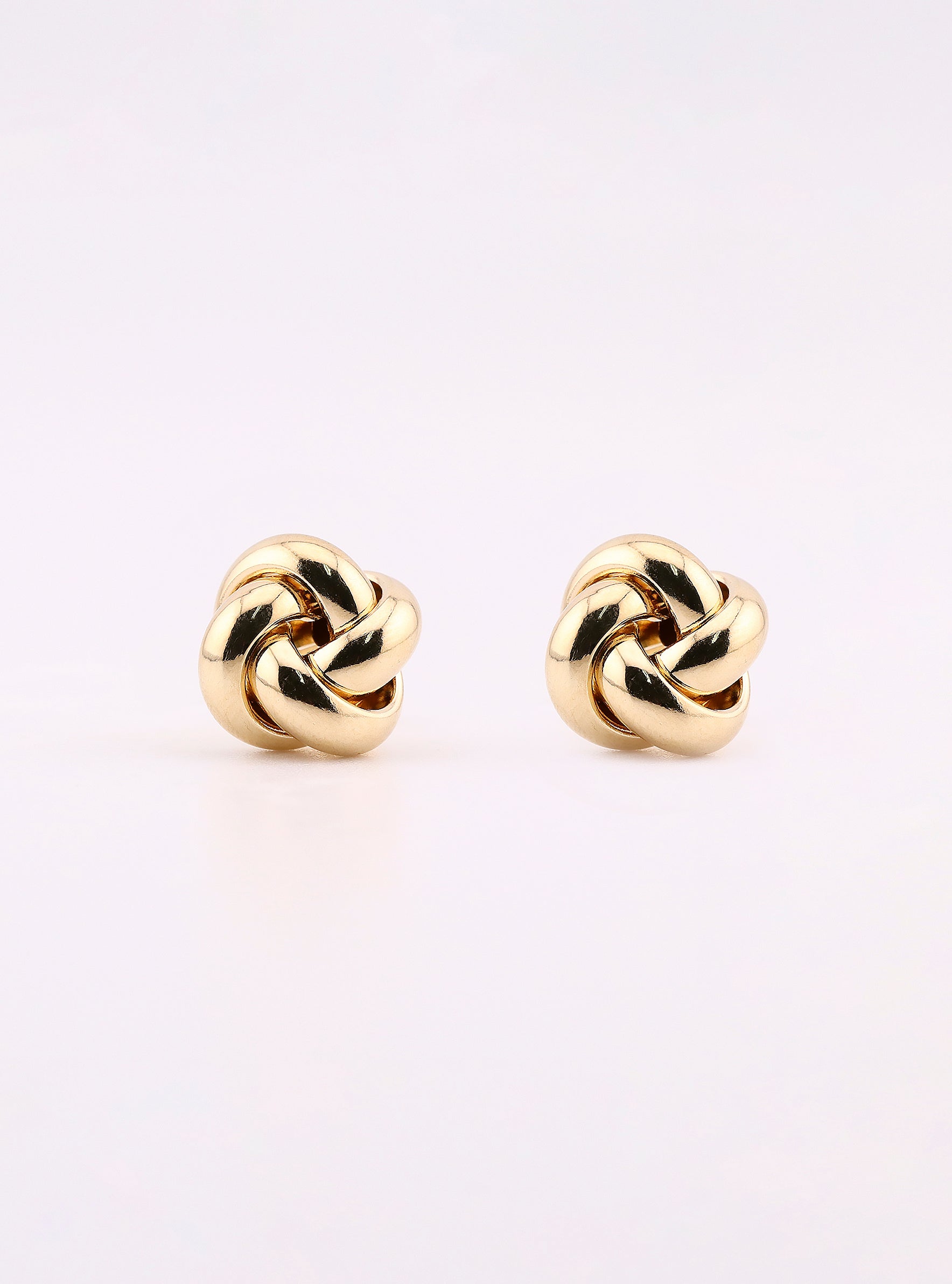 Aretes de Oro Enlazados de 14K