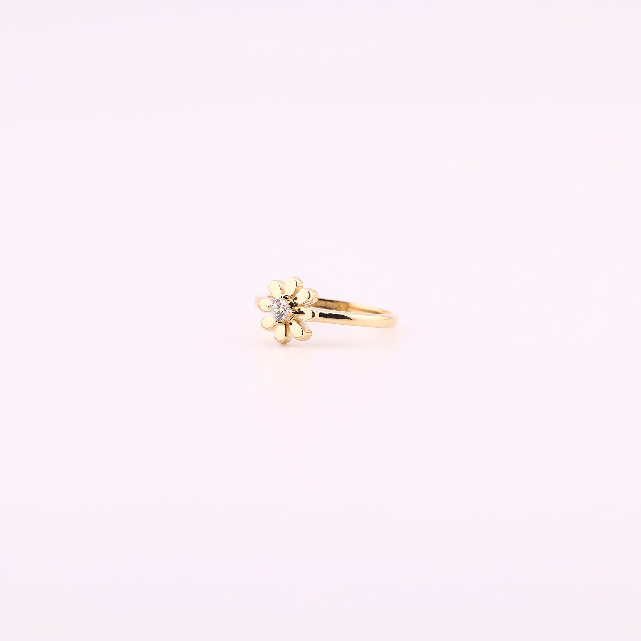 Anillo Flor en Oro de 14K