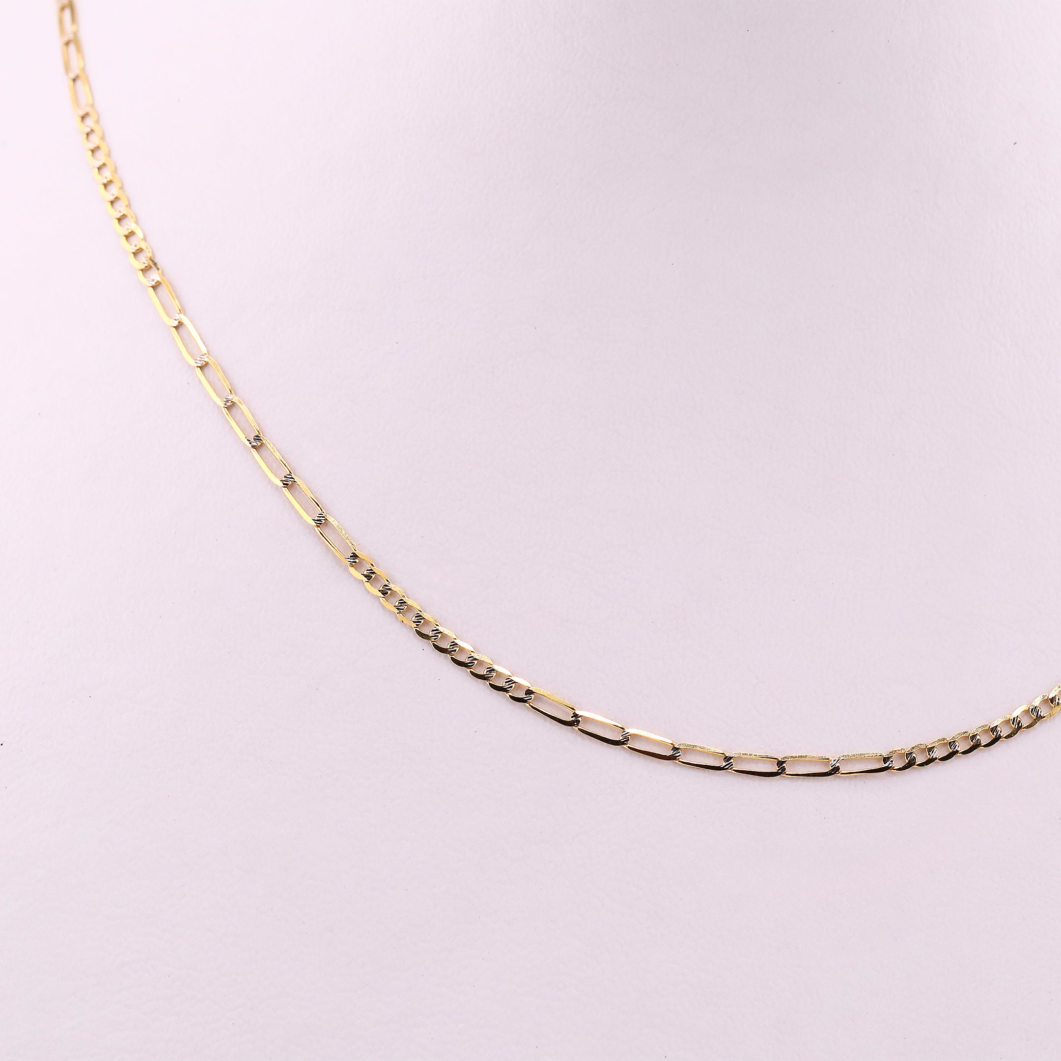 Cadena Eslabón Combinado Diamantada en Oro de 14K
