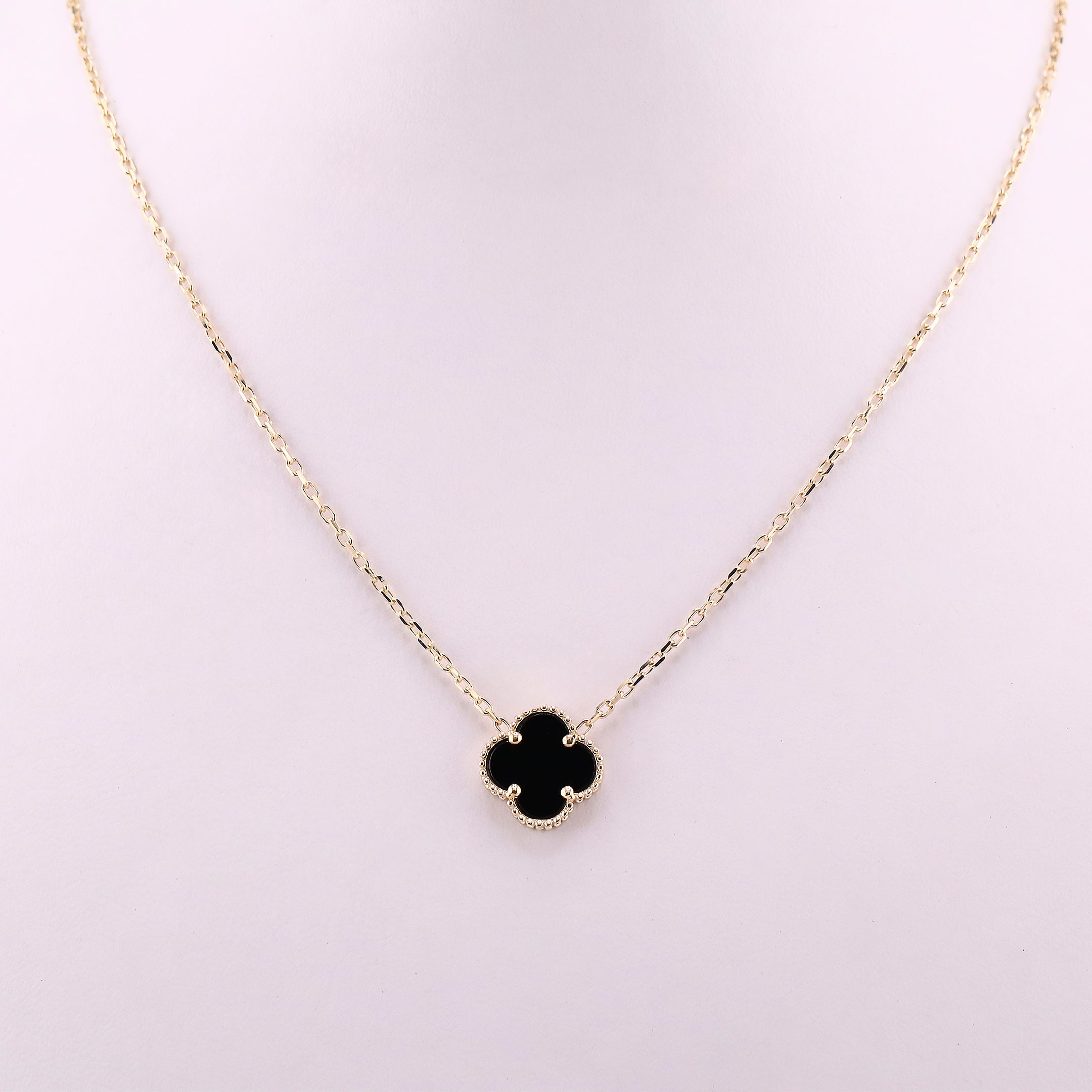 Gargantilla Trébol Negro en Oro de 14K