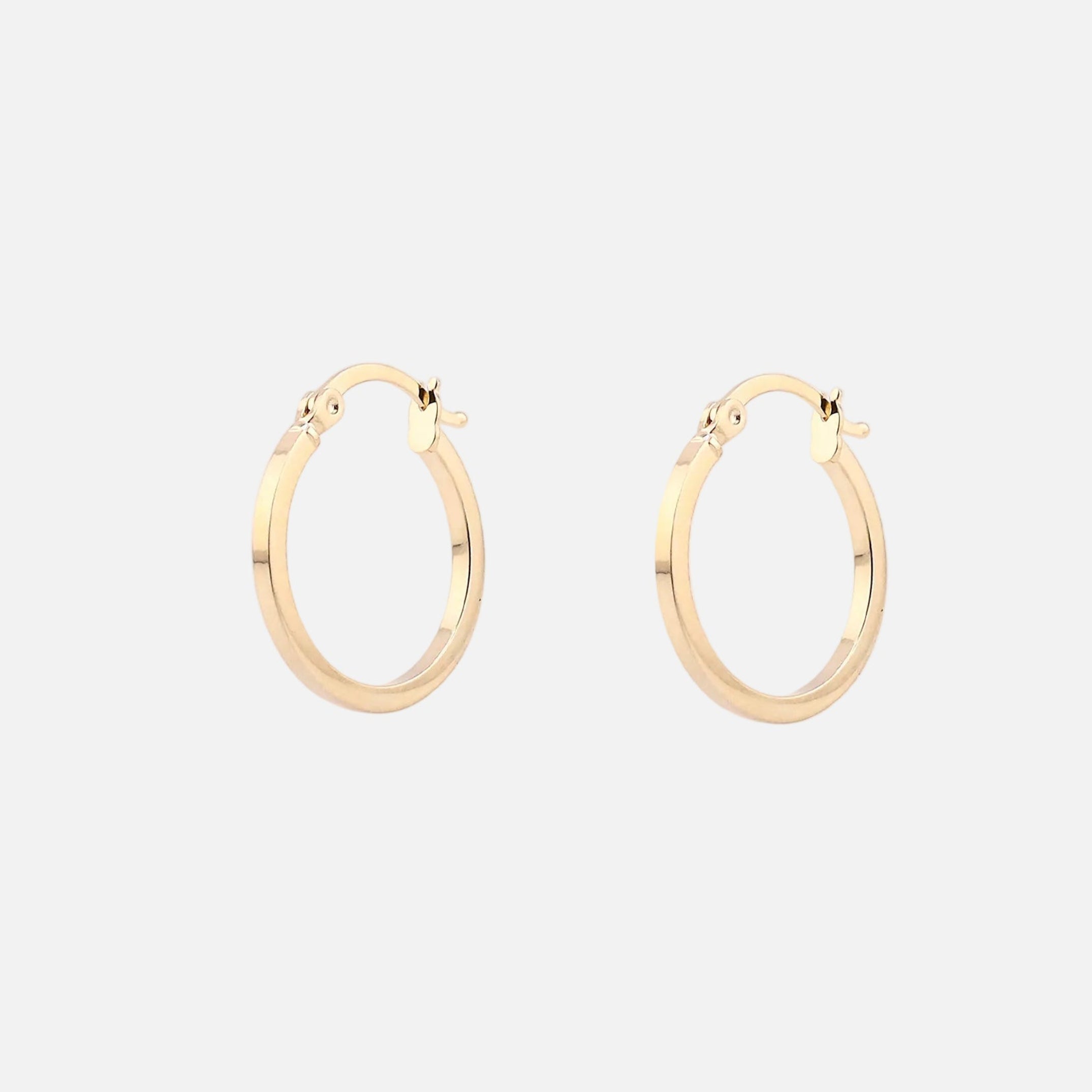 Arracadas Clásicas de Oro Lisas de 14K