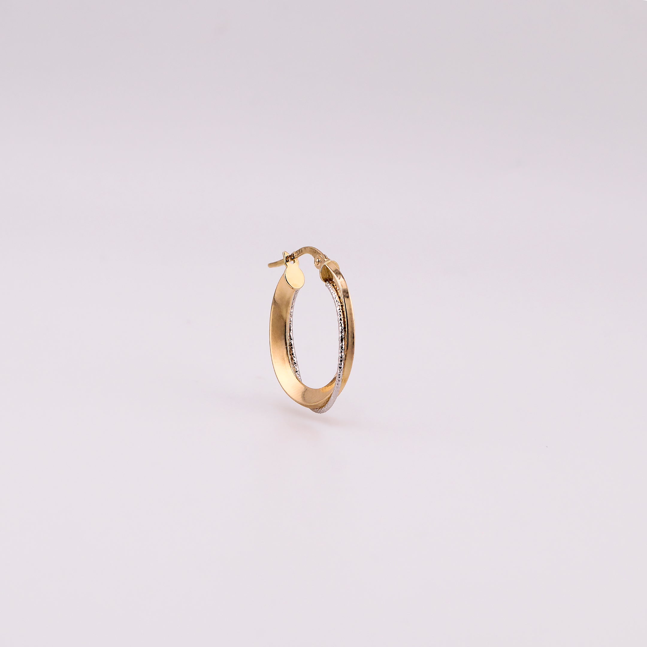 Arracadas Torcidas Tonos en Oro de 14K