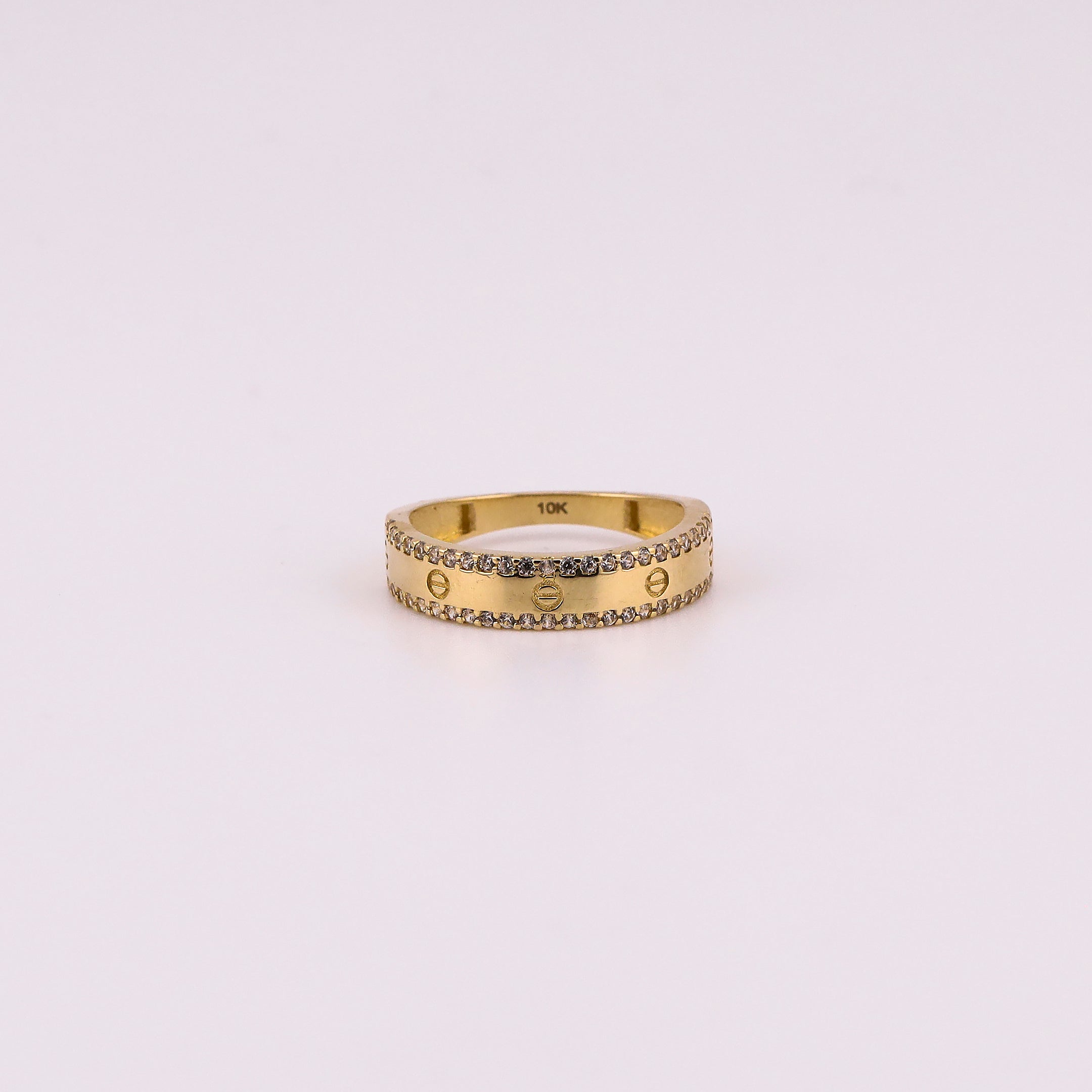 Anillo Clásico C/Piedras Blancas en Oro de 10K