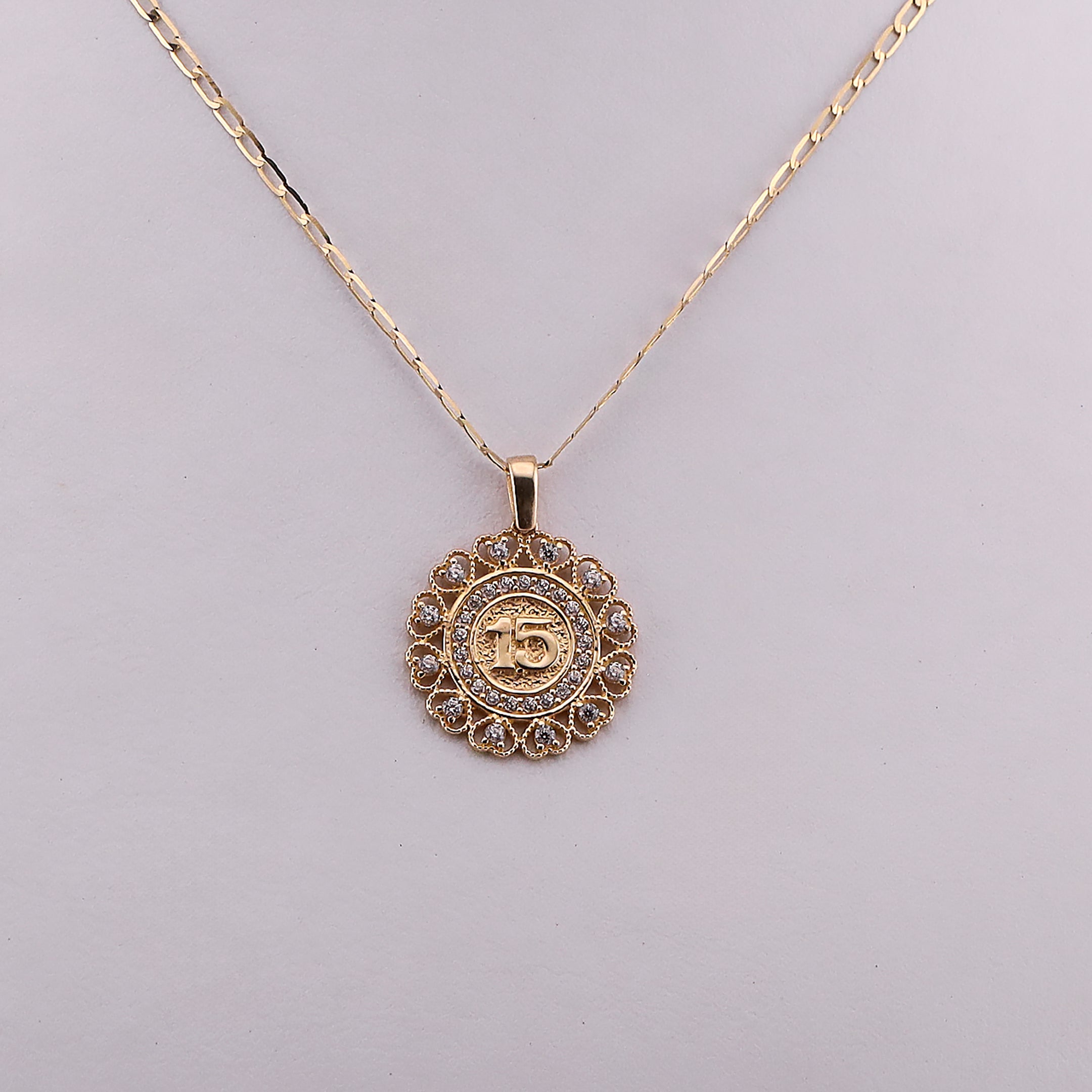 Gargantilla XV años en Oro de 14K