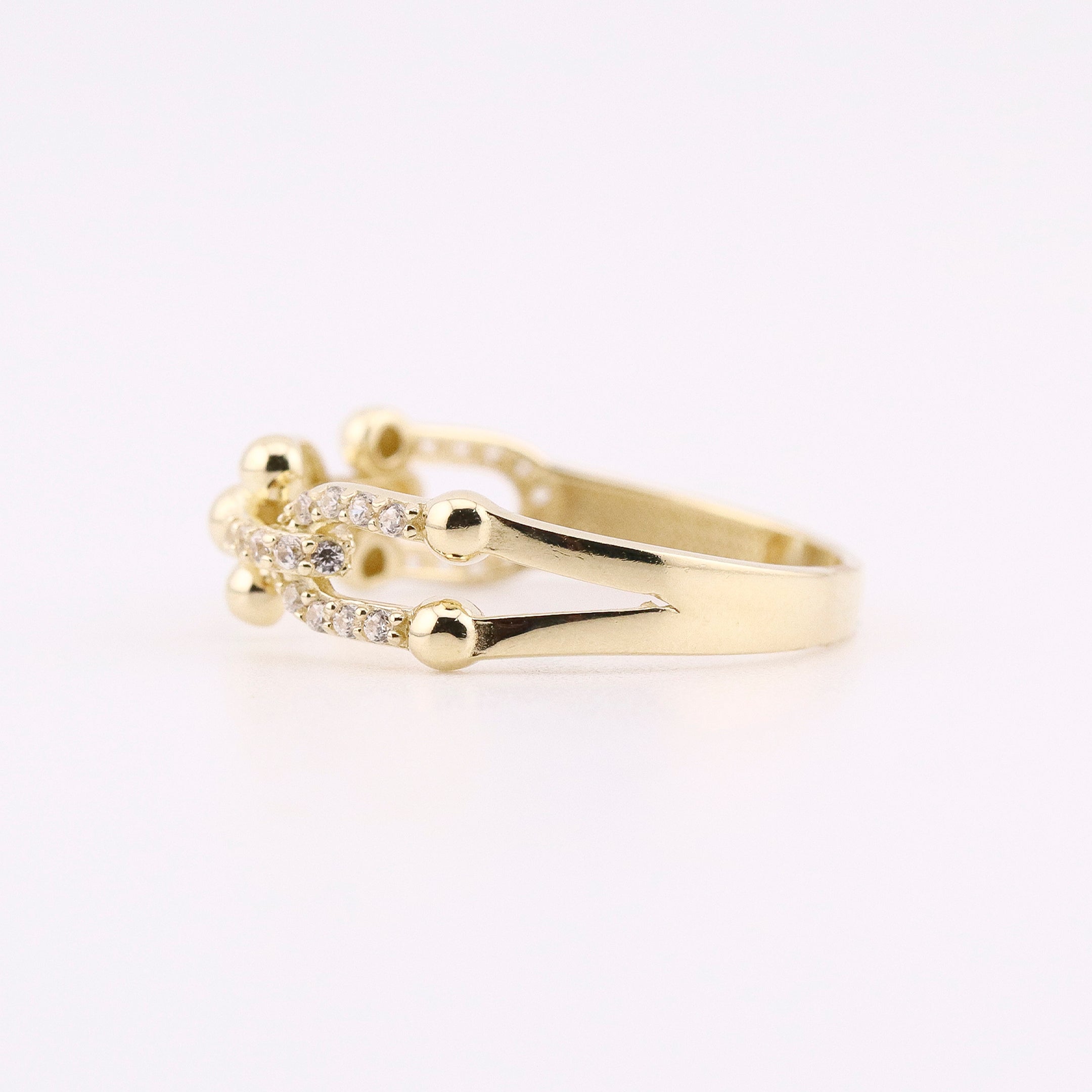 Anillo Medio Enlazado en Oro de 14K