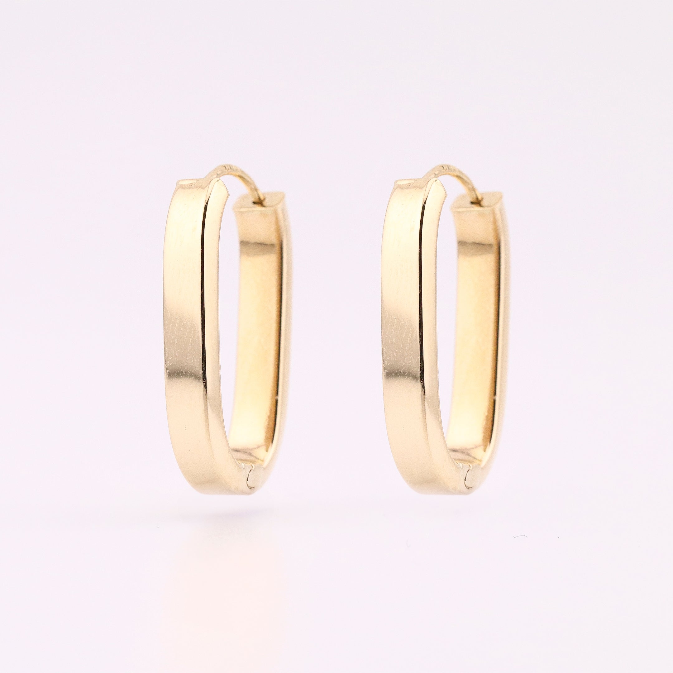 Arracadas de Oro Ovaladas de 14K
