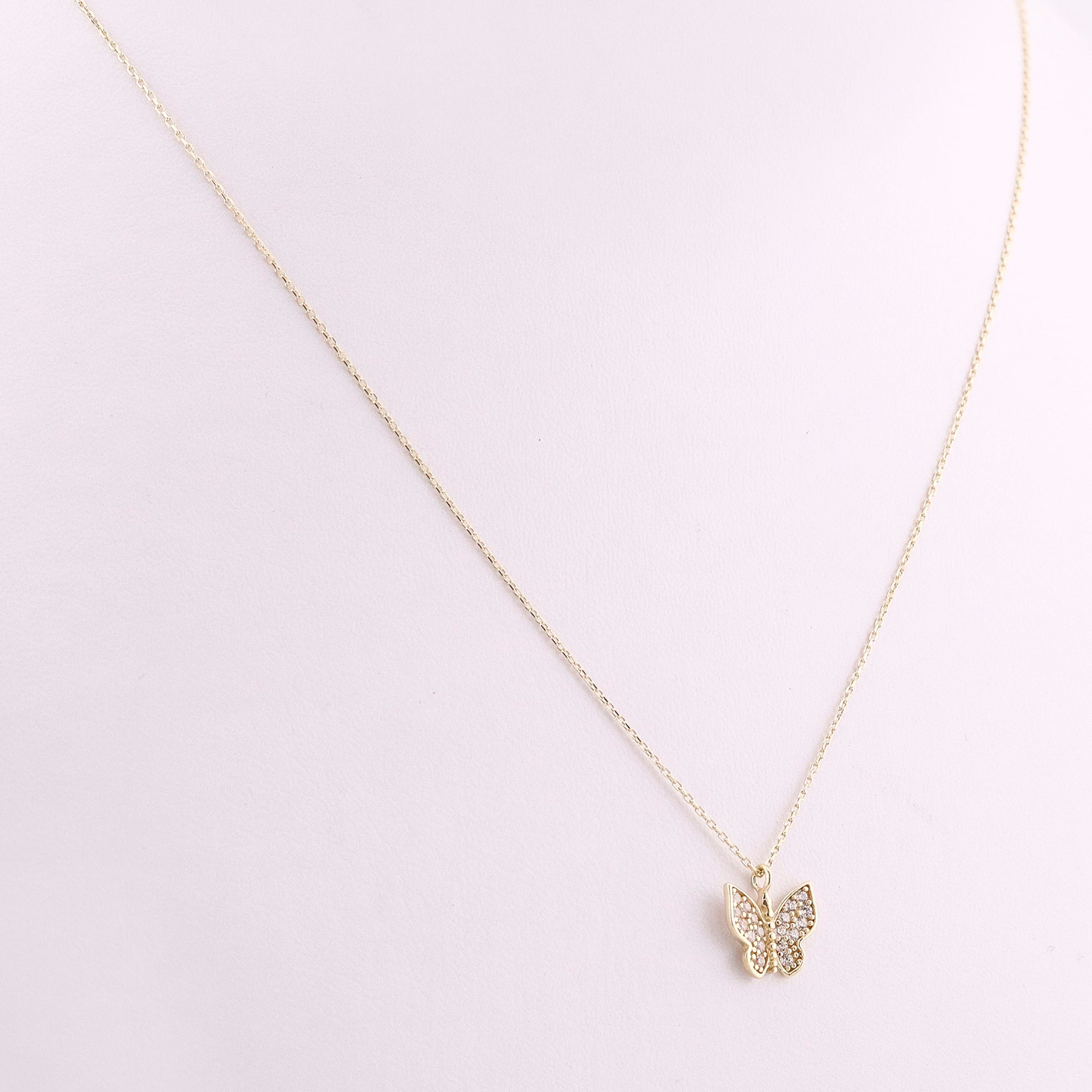 Gargantilla de Oro Dije Mariposa de 10K
