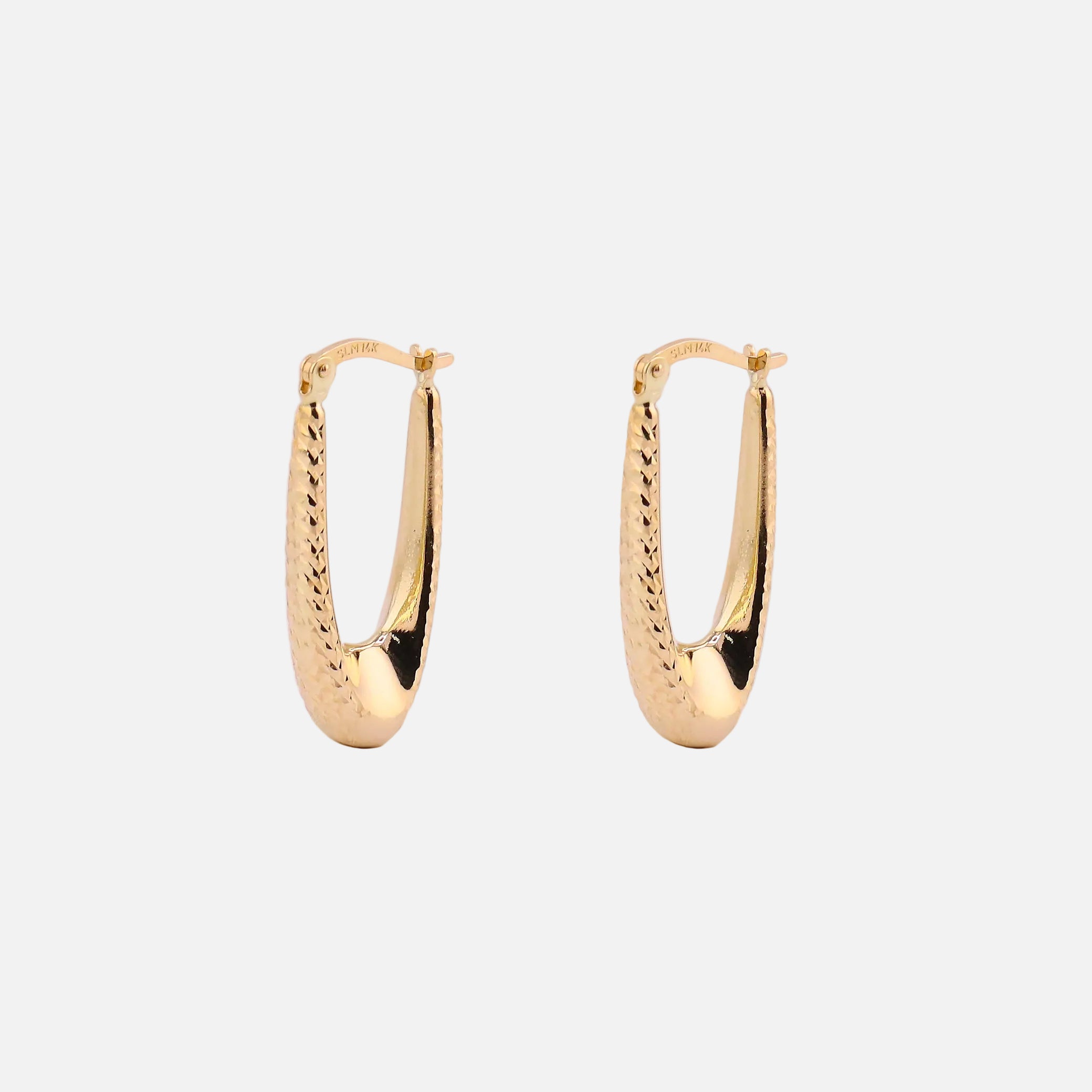 Arracadas Ovaladas Relimadas en Oro de 14K