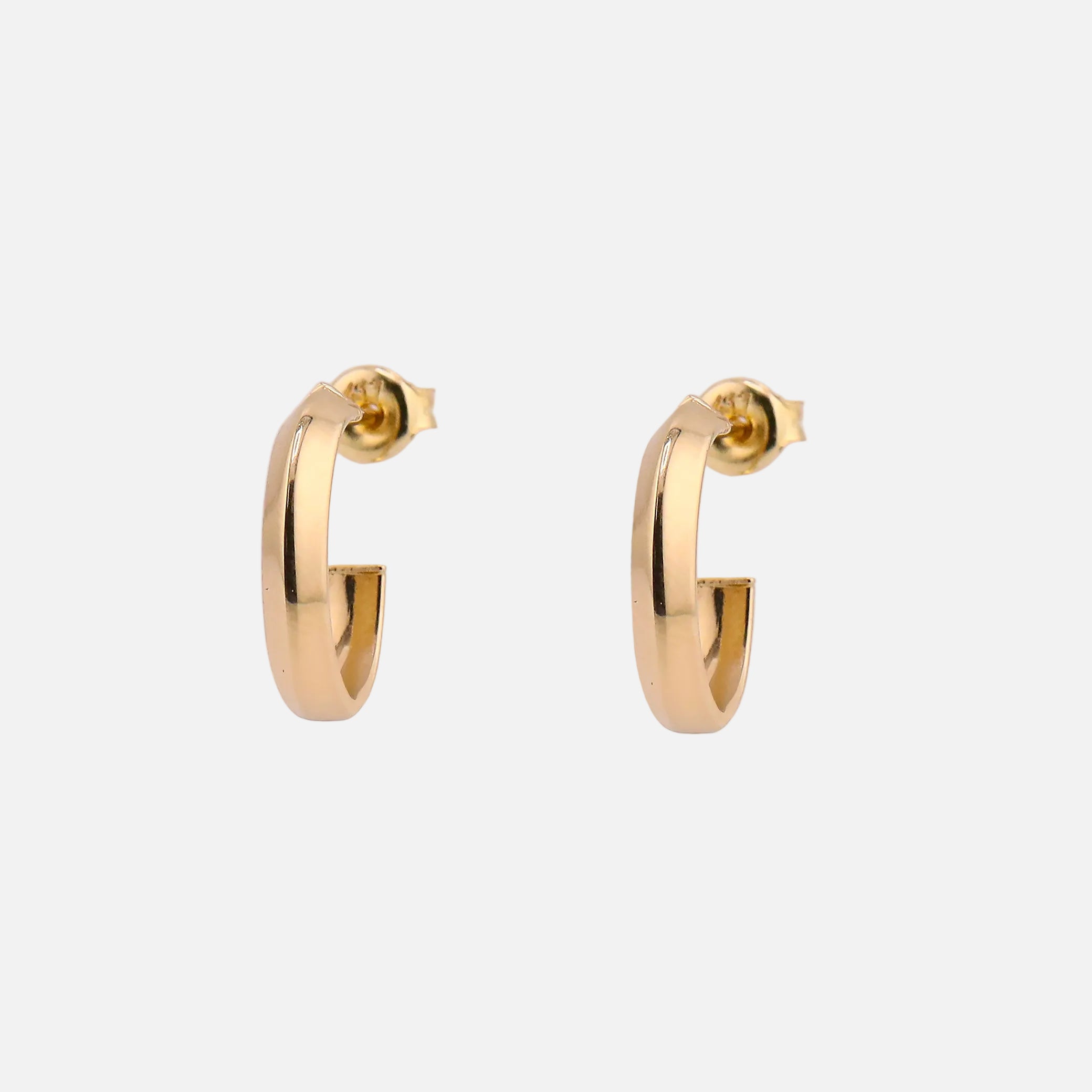 Aretes Media arracada en Oro de 10K