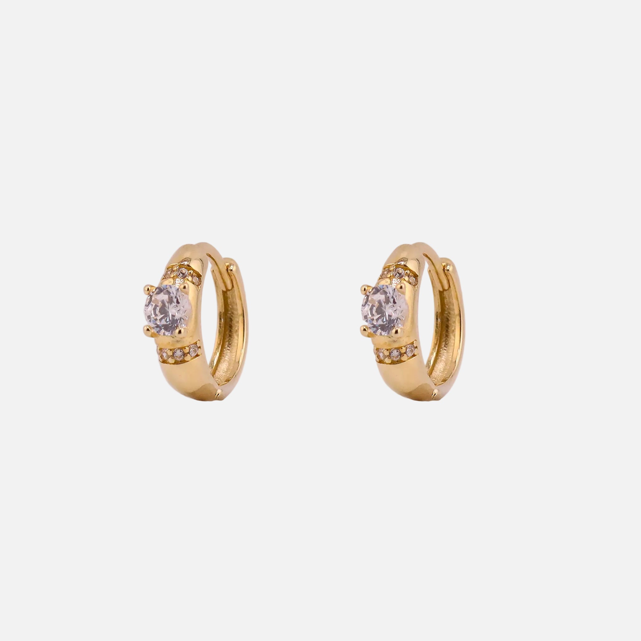Aretes Huggies C/Piedras Blancas en Oro de 10K
