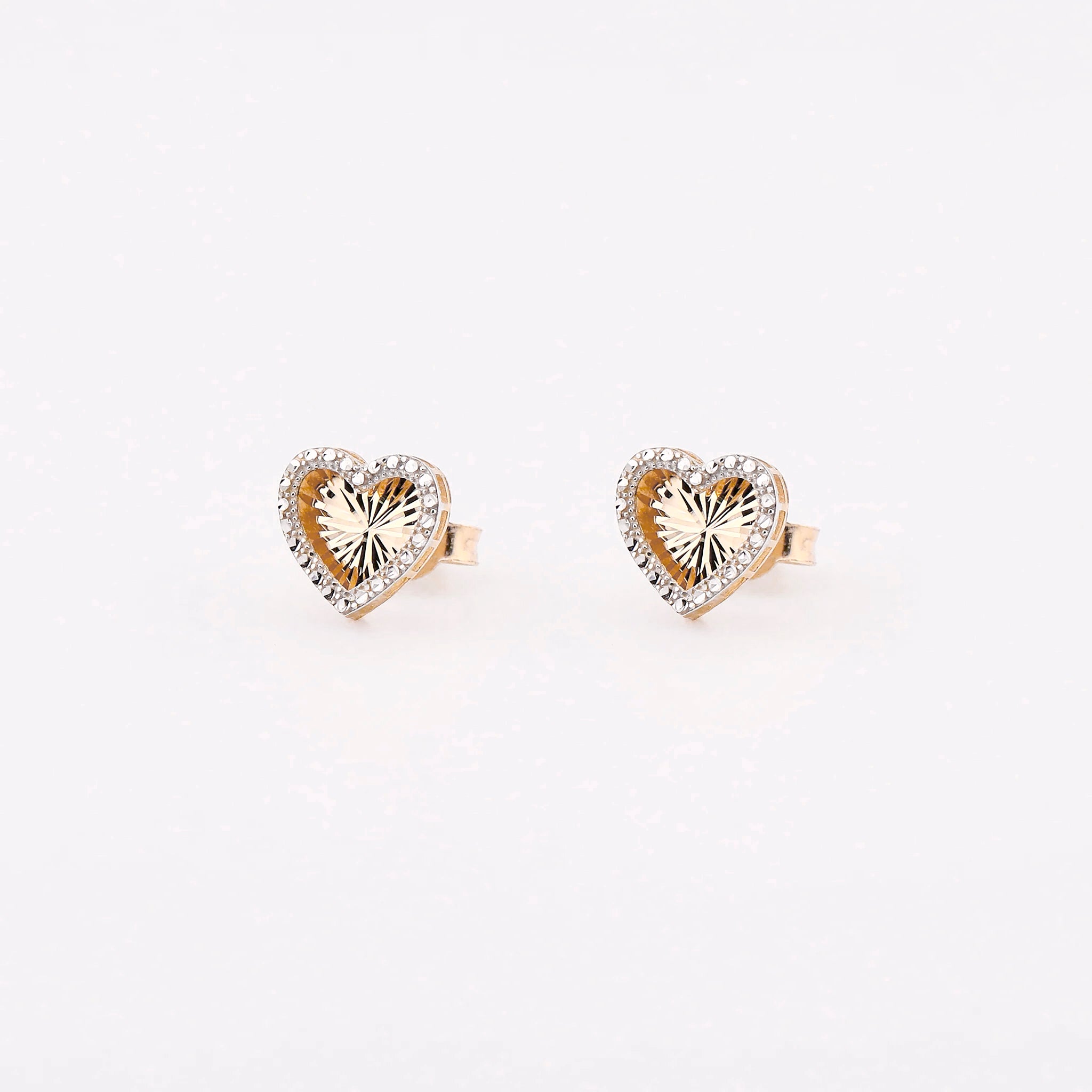 Aretes Corazón Con Piedra Blanca en Oro de 14K